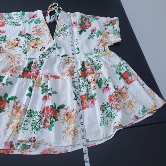 Entro Womens Floral Babydoll Top Size Large White Pink V Neck Boho Flowy NWT - Picture 7 of 7